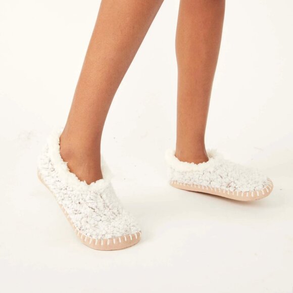 EUC Free People So Soft Sherpa Ballerina Slipper Socks, Gray/Ivory, Size S/M 5-7 - Picture 2 of 14